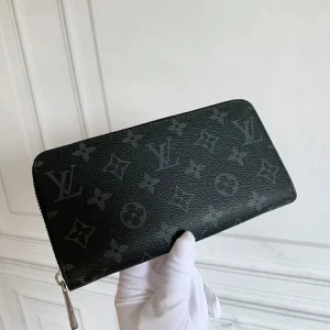 LOUIS VUITTON (7 OPTIONS)