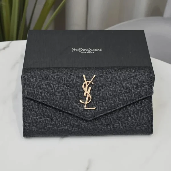 SAINT LAURENT (18 OPTIONS)