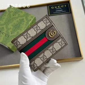 GUCCI (1 OPTIONS)