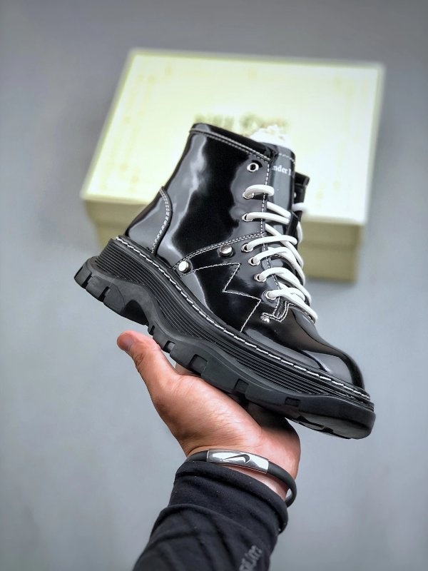 Finding Your Grail: The Ultimate Path to Sourcing Alexander McQueen on CNFans