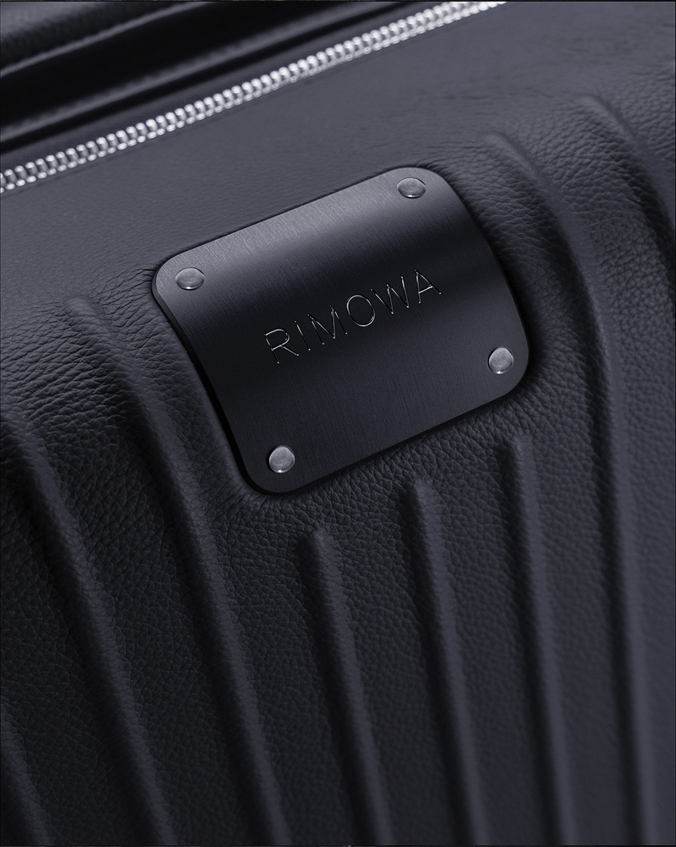 CNFANS Spreadsheet Rimowa: Your Guide to Premium Luggage Choices